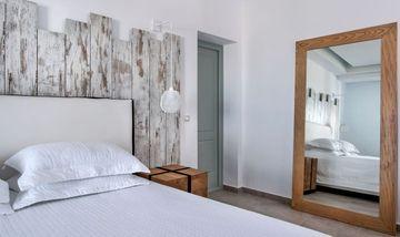 Astro Palace Suites And SPA