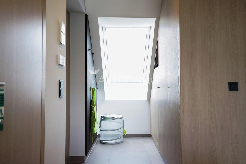 Max Lodging Gmbh & Co Kg 1