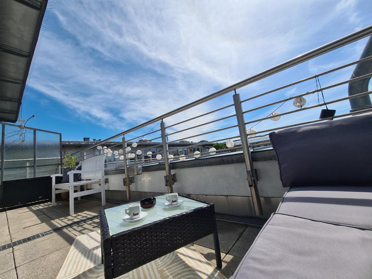 Ridler Oktoberfest, Parking & Rooftop Terraces 2 Room 1