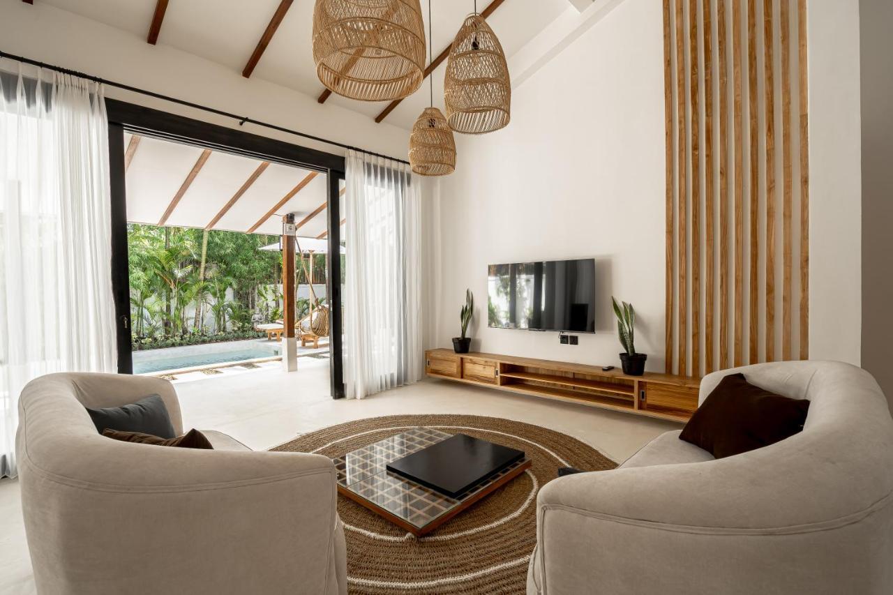 Udara by Evdekimi - Spacious 4br Pool Villa with Lush Garden at Artistic Center of Ubud 2