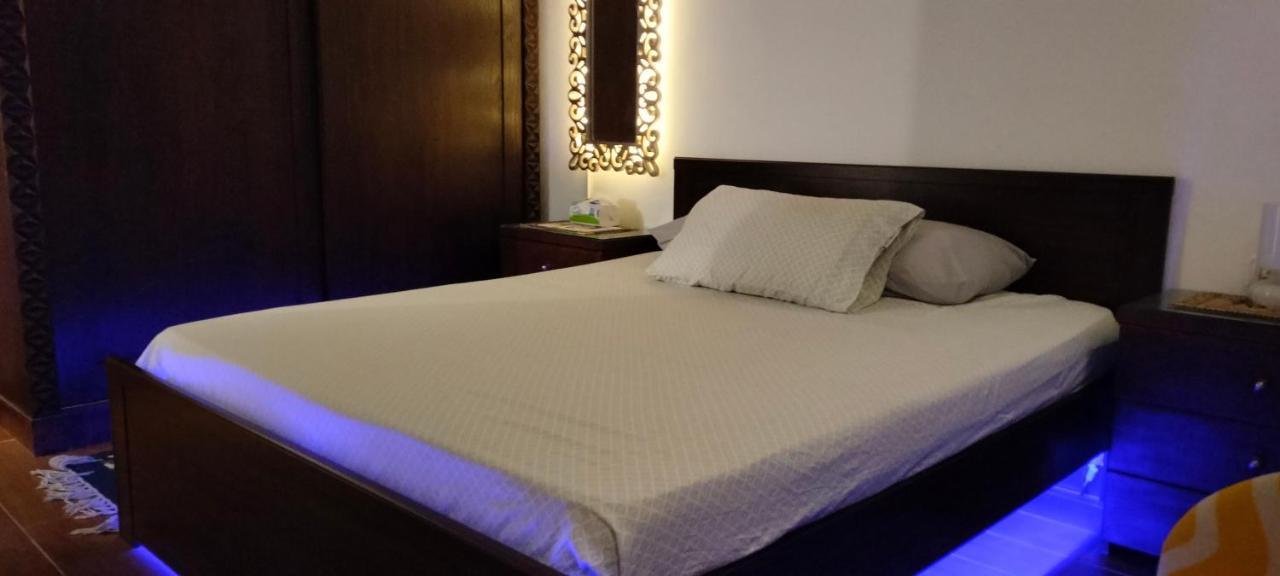 Studiou (Adults Only)