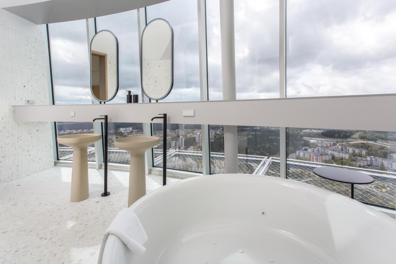 Vilnius TV Tower Apartments Debesys (Adults Only) 2