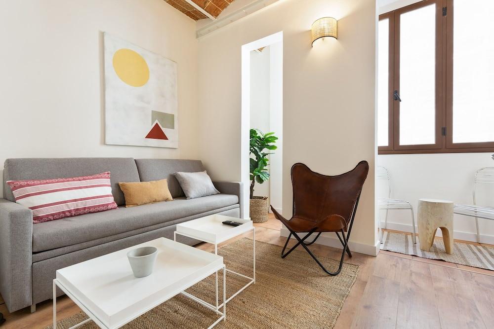 Diagonal Apartments by Olala Homes