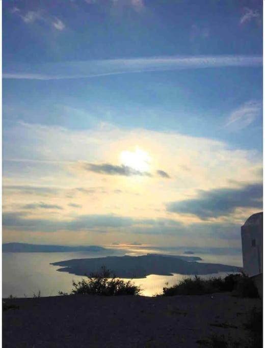 Dome Suite,Hot Tub,Sea View in Firostefani! (Adults Only) 2