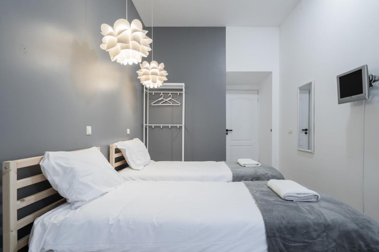 Hales Self Check-In Guest House - Lollo Stay