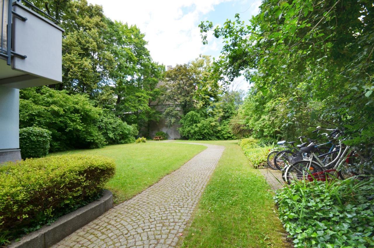 Sweet Home, Central & Quiet 1