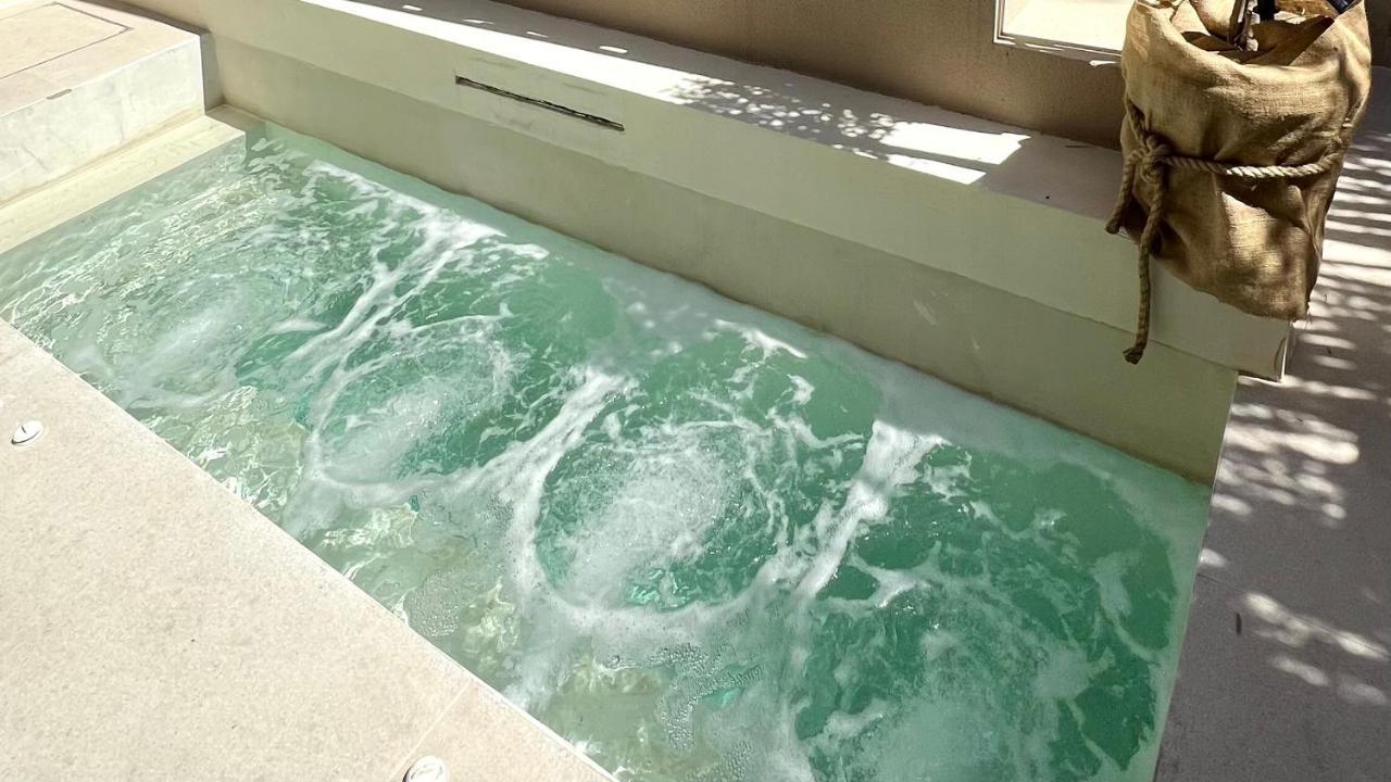 The Villa Rhodes August Retreat with Private Jacuzzi (Adults Only) 1