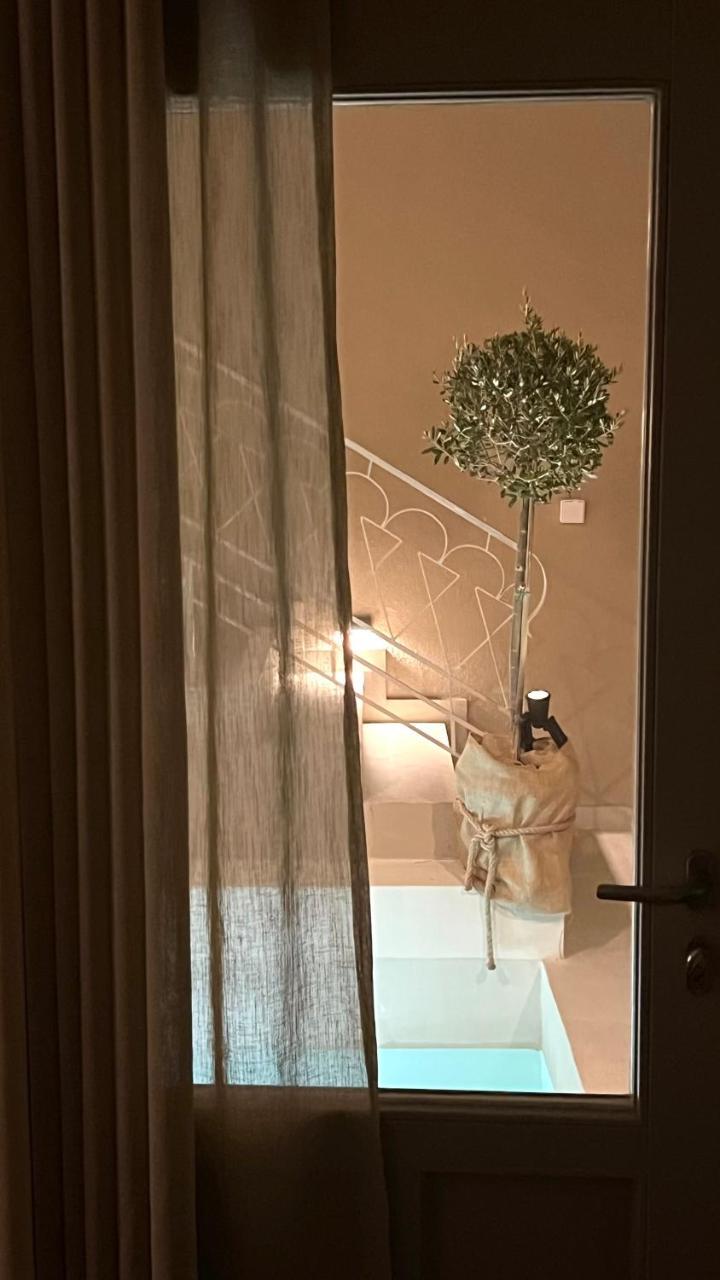 The Villa Rhodes August Retreat with Private Jacuzzi (Adults Only) 2