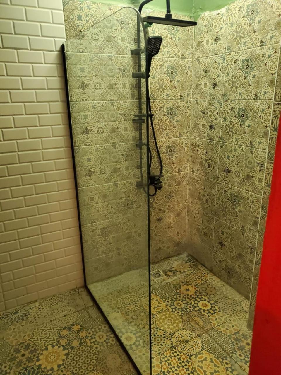 Elegant 1 Br Apr in the Center of Downtown 2