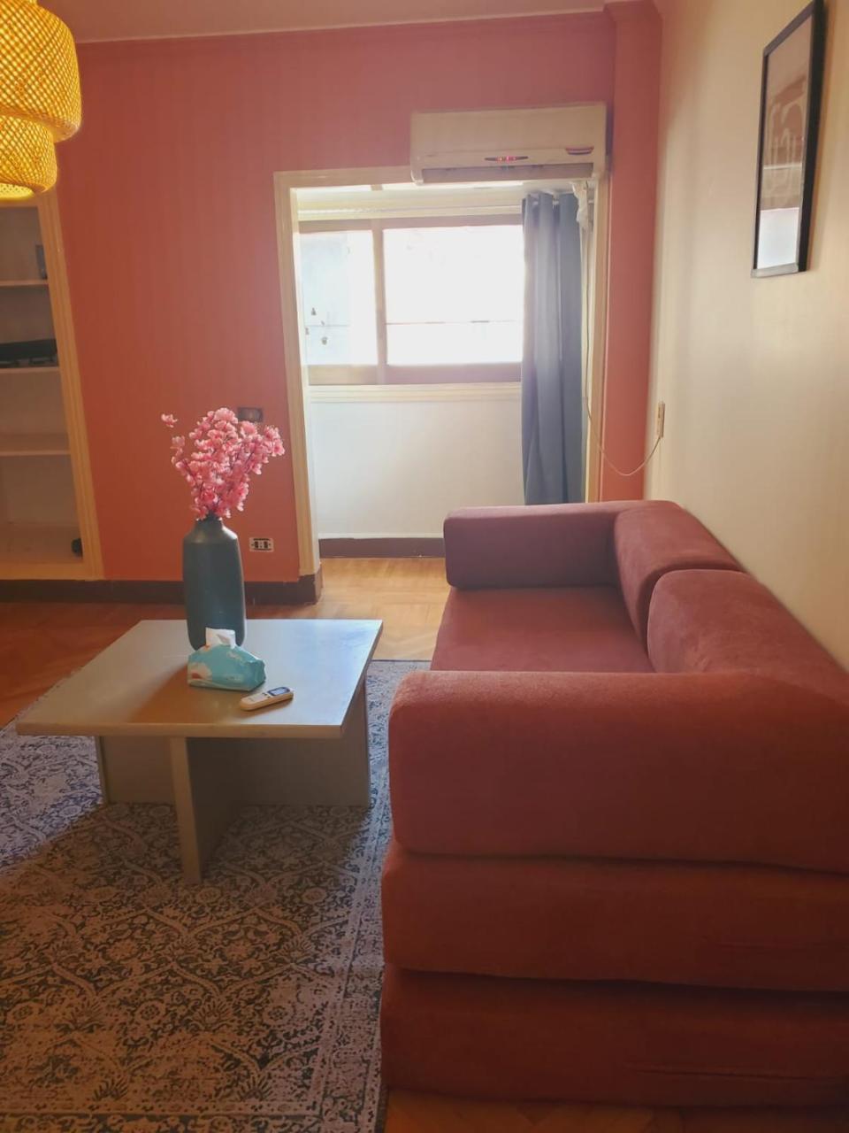 Elegant 1 Br Apr in the Center of Downtown 1