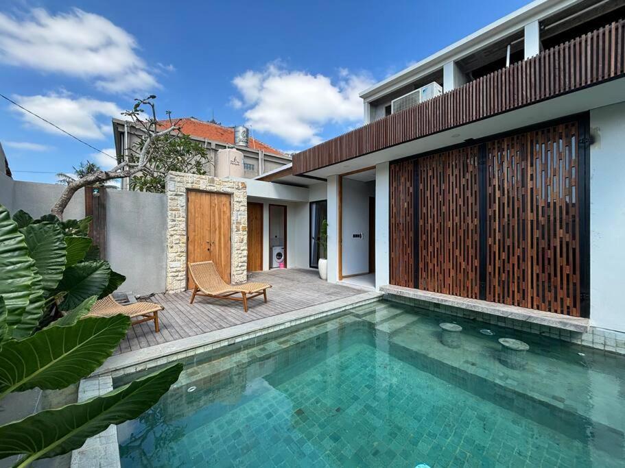 Cozy Villa with Pool in the Center of Ubud