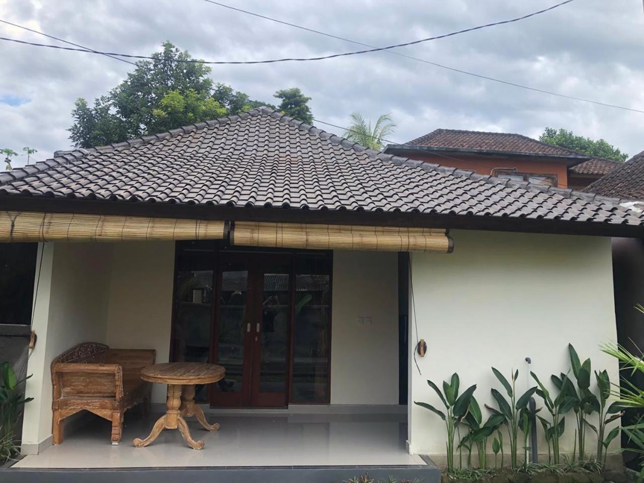 Rumah Santun (Adults Only)