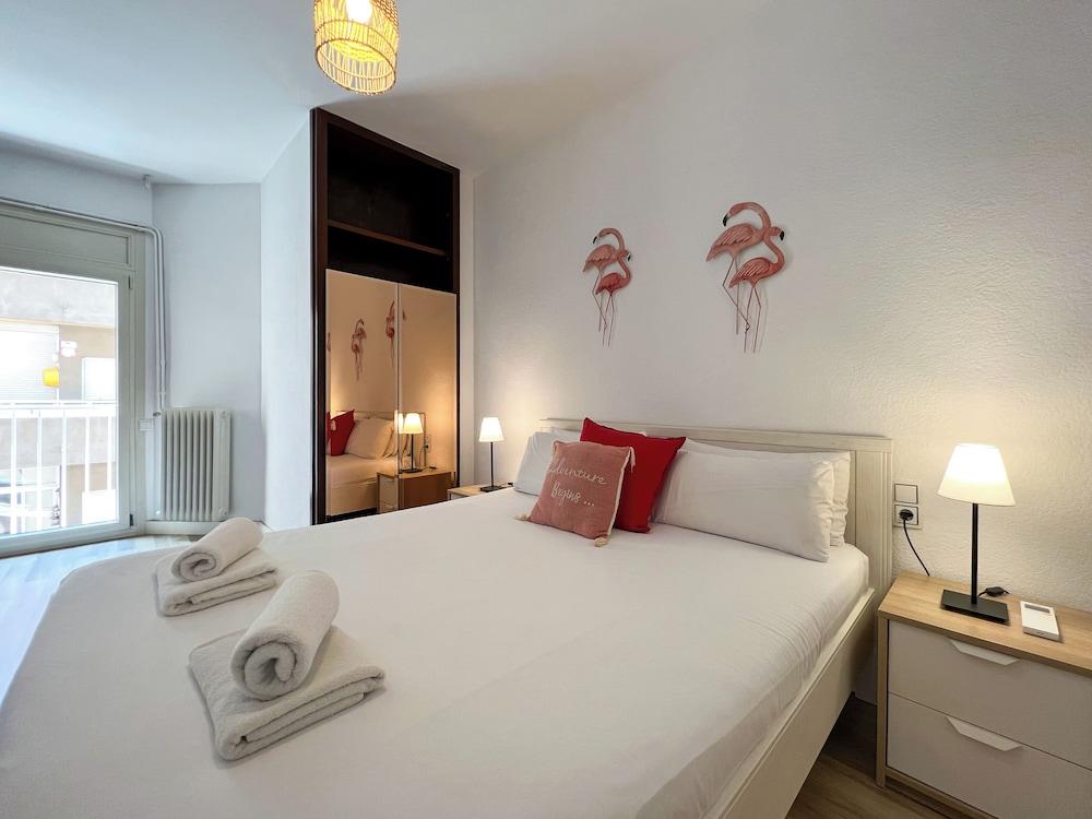 Stay U-Nique Apartment Sardenya II 2