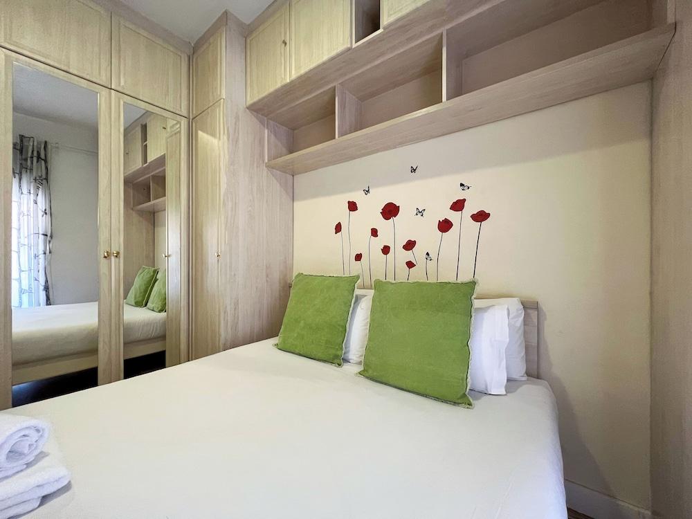 Stay U-Nique Apartment Sardenya II 1