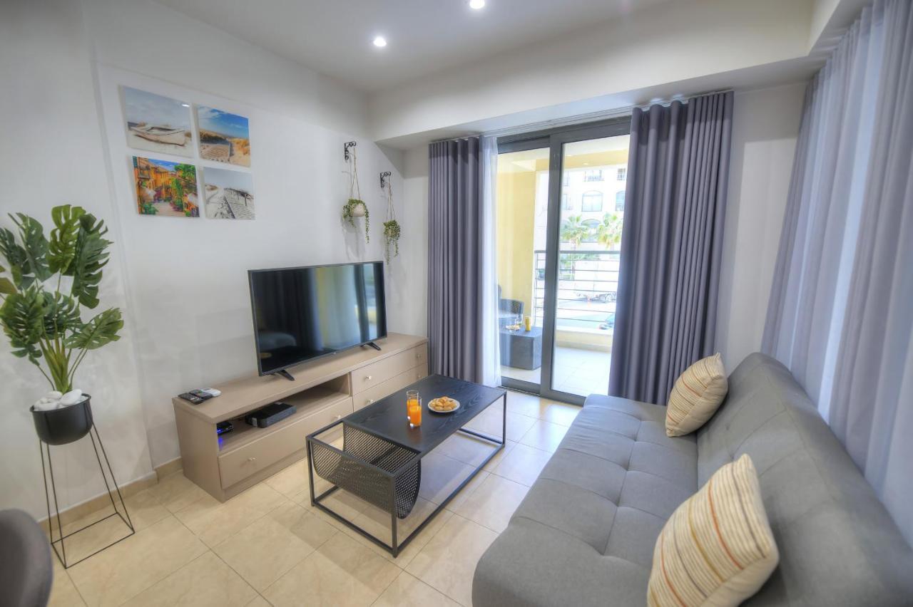 Elegant One Bedroom Apartment with Terrace in Uptown Portomaso Ddif1-4 1