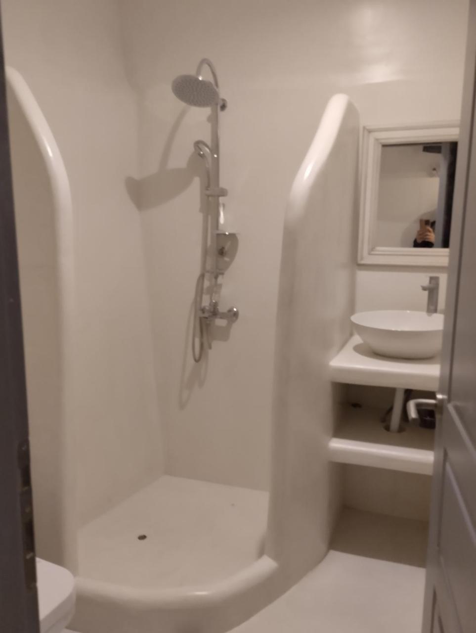 Amazing Room on the Cliff (Adults Only)