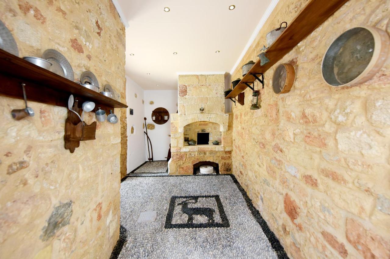 Villa Annoula - Traditional Lindian House 2