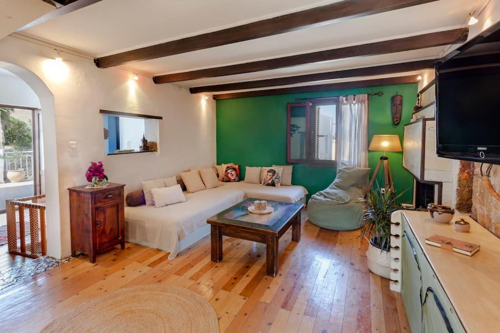 Ioli's Home - Medieval Town