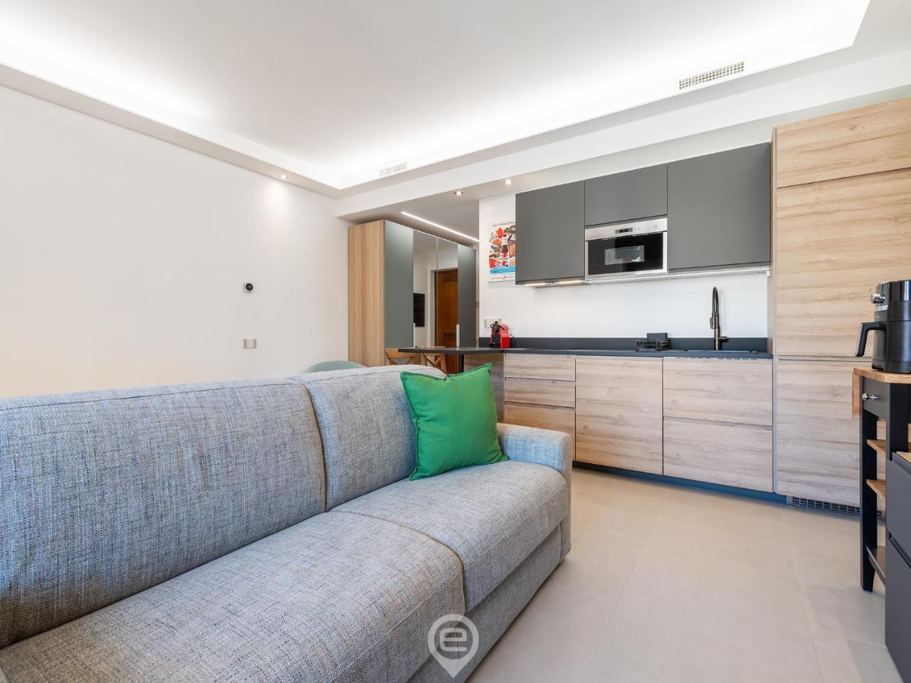 Ichnusa Stylish Studio