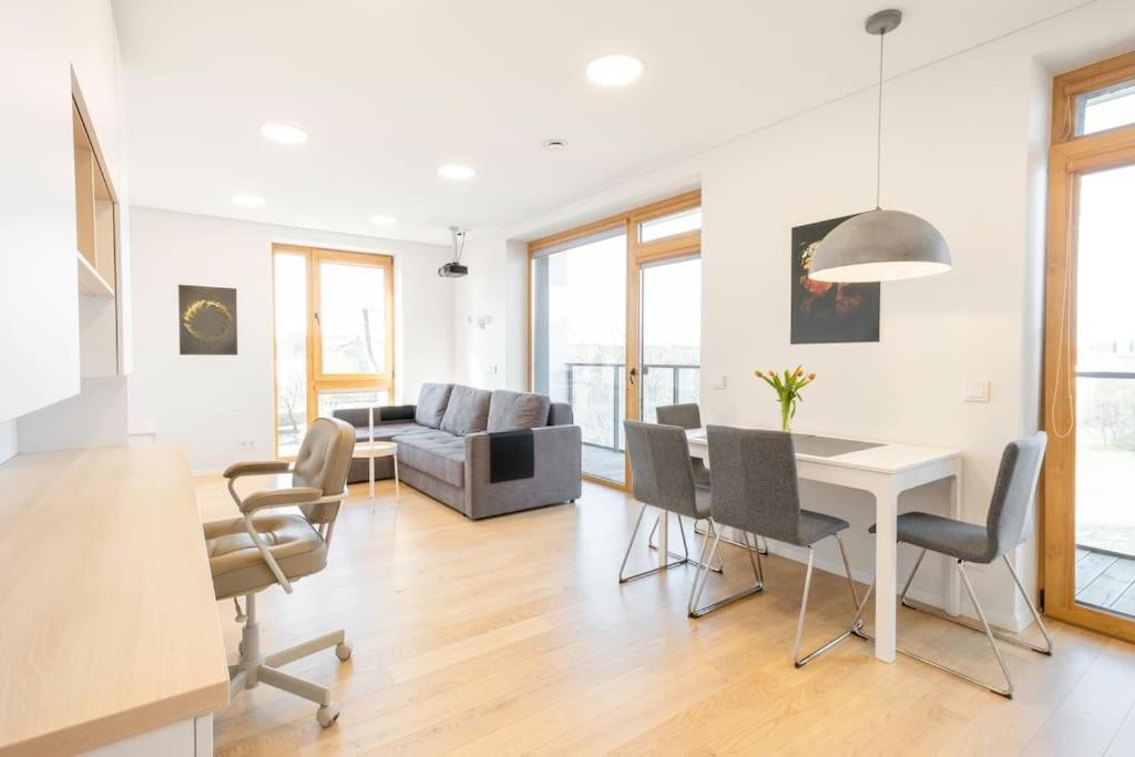 Apartment with Balcony And Castle View by Urban Rent 1