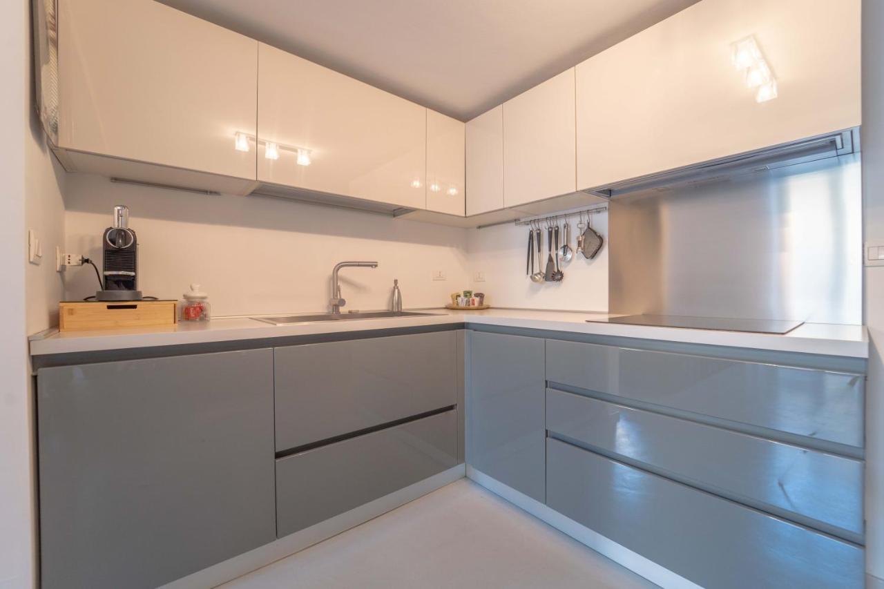 Marla Brera Apartment 2