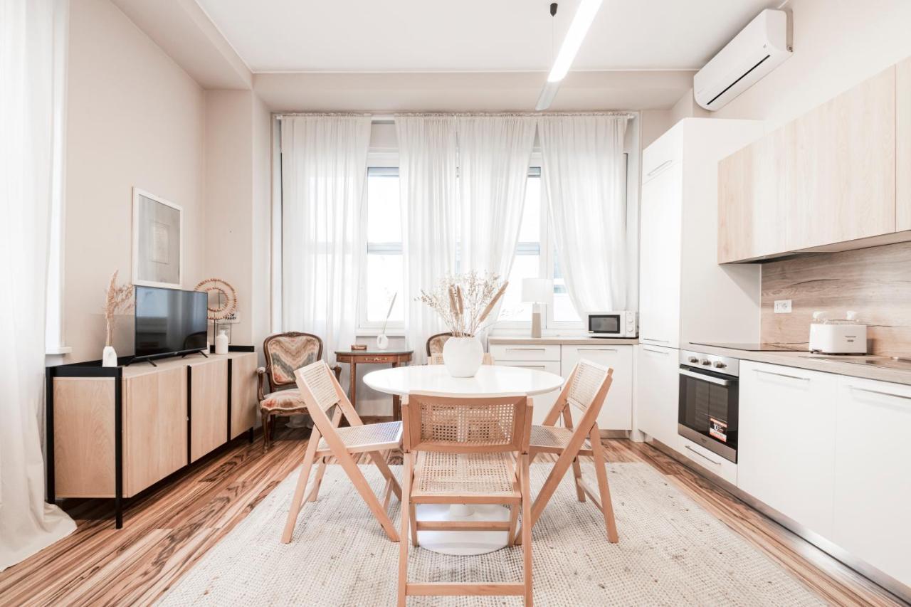 Easylife - Elegant Apartment 3 Mins From Duomo
