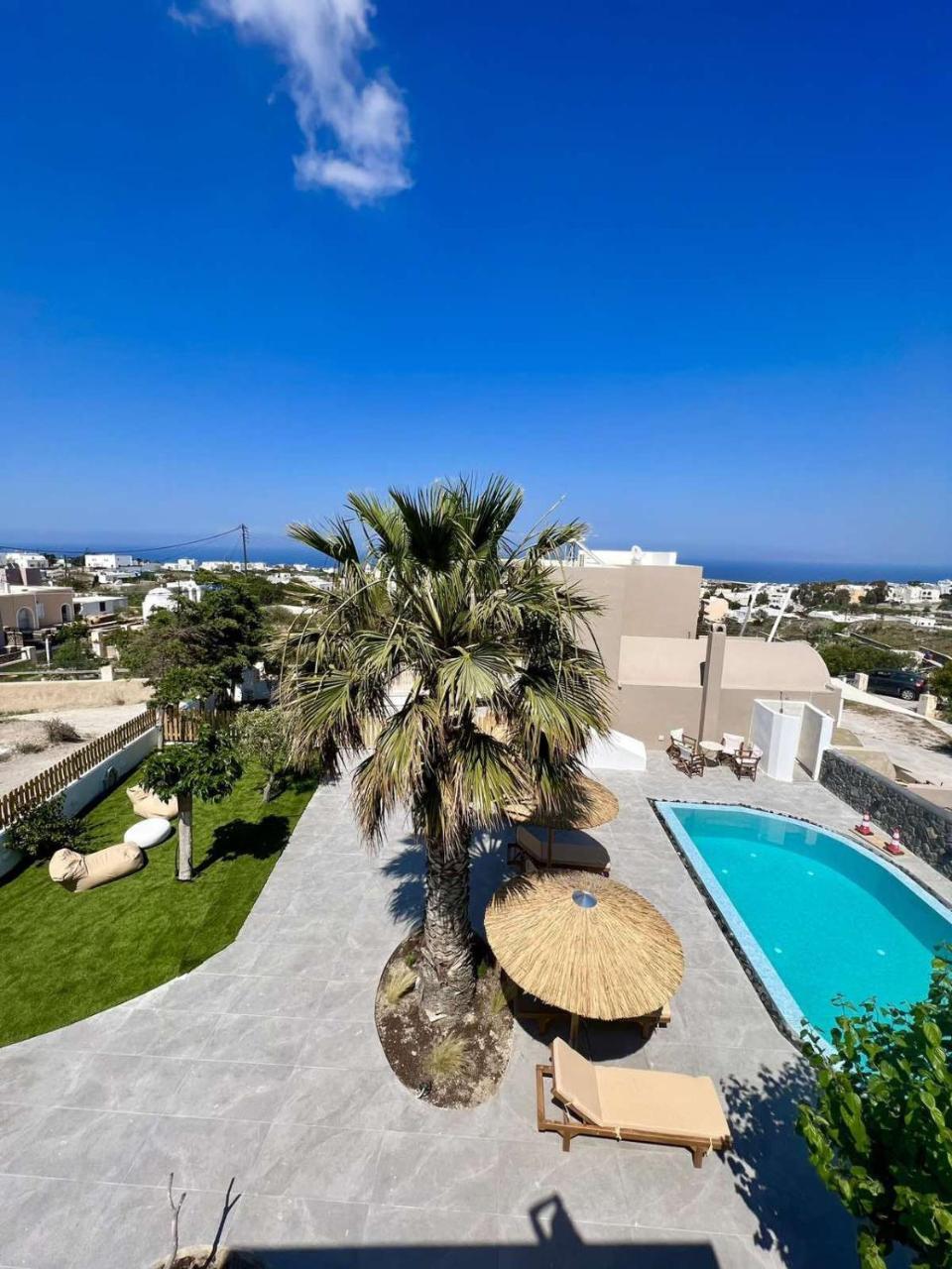 Santorini Villatzio Suites 1