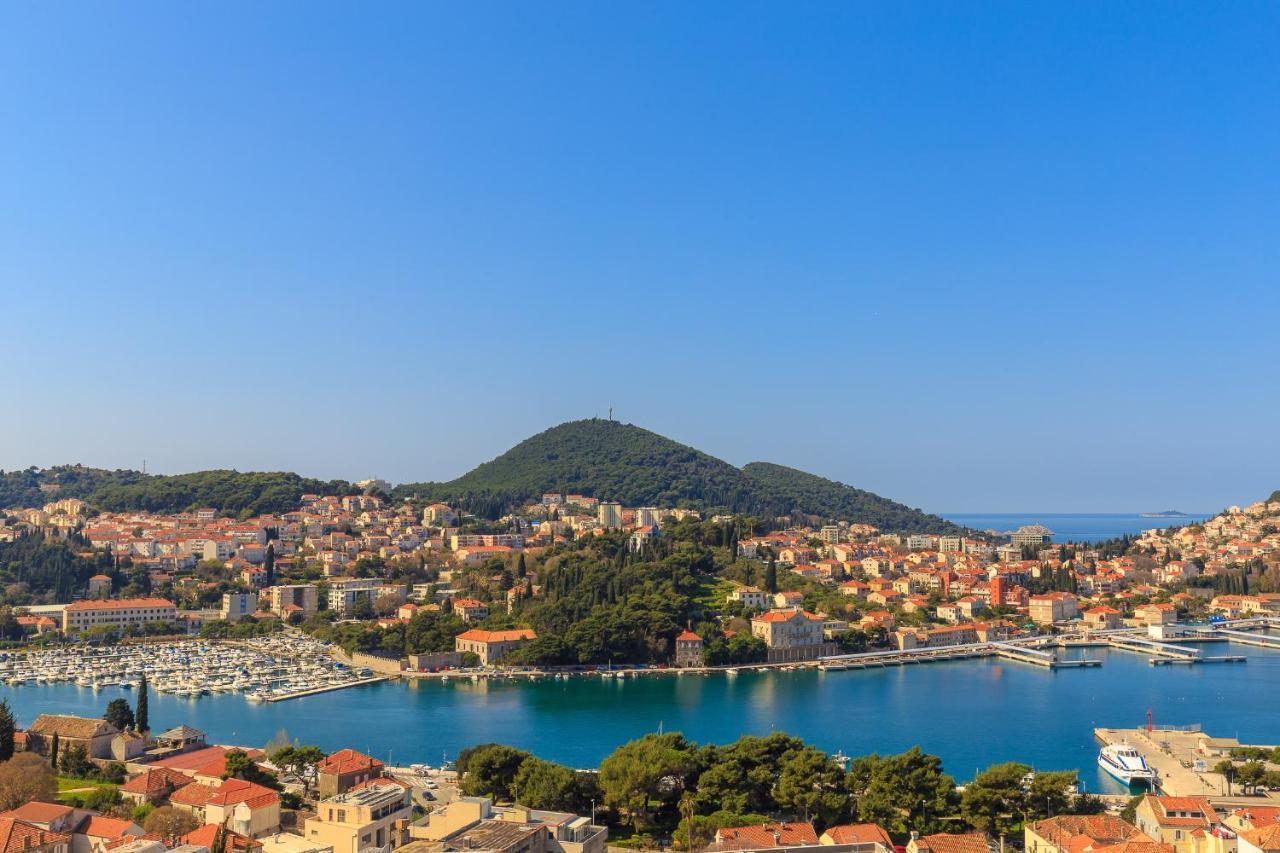 Skyscraper Apartment 2