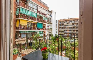 Sagrada Familia Apartment 2