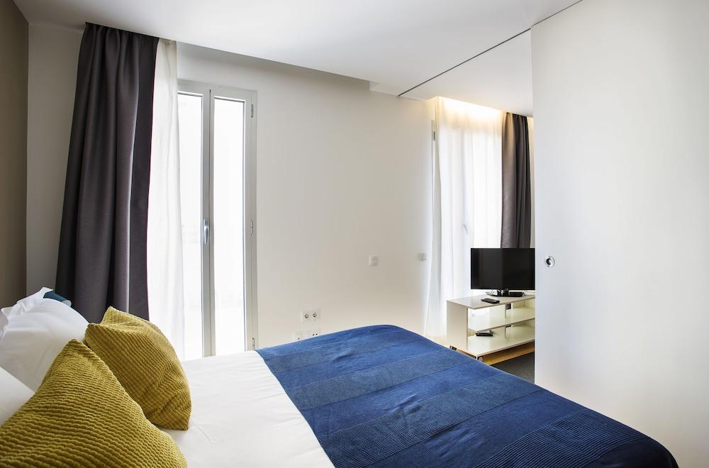 Durlet Beach Apartments 1