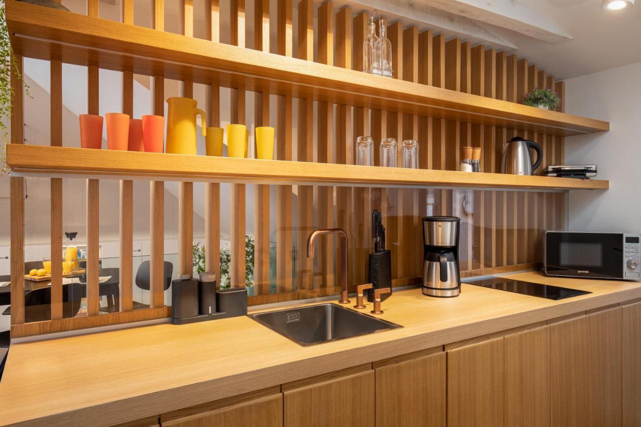 Deluxe Studio Lights, Camera, Action! 2