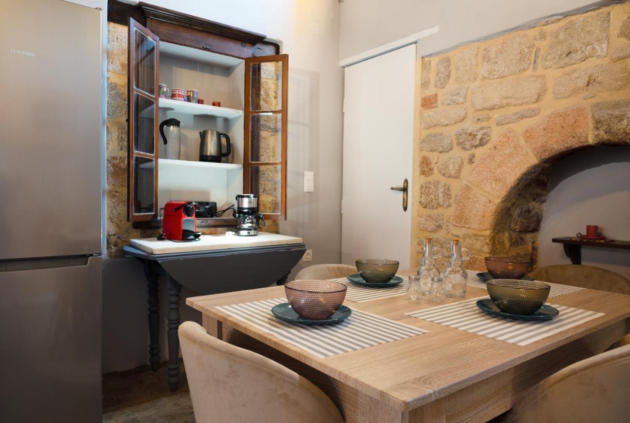 Colours - Old Town - Studios 2