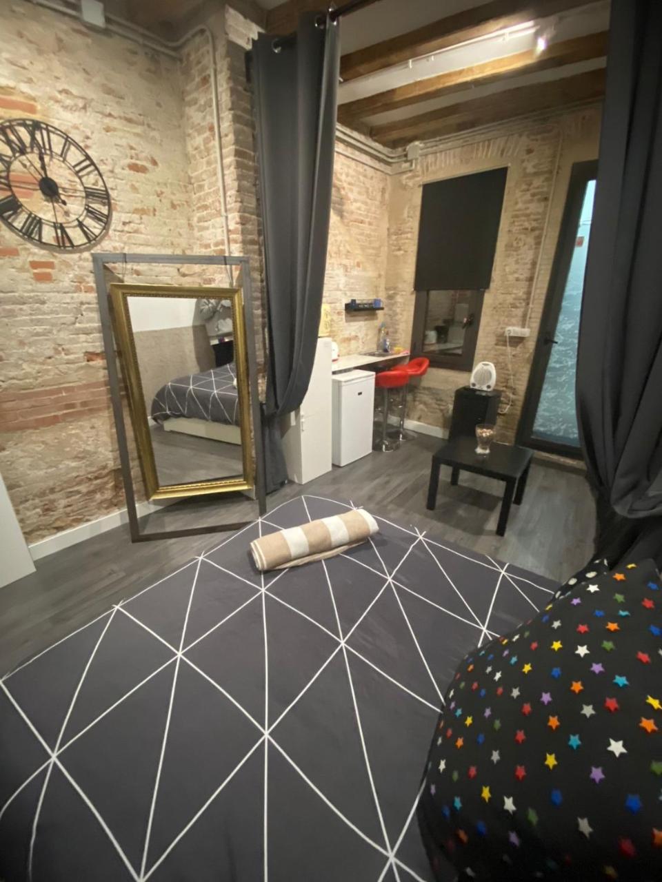 Room Not Shared Center Liceu Ramblas Plaza Cataluna