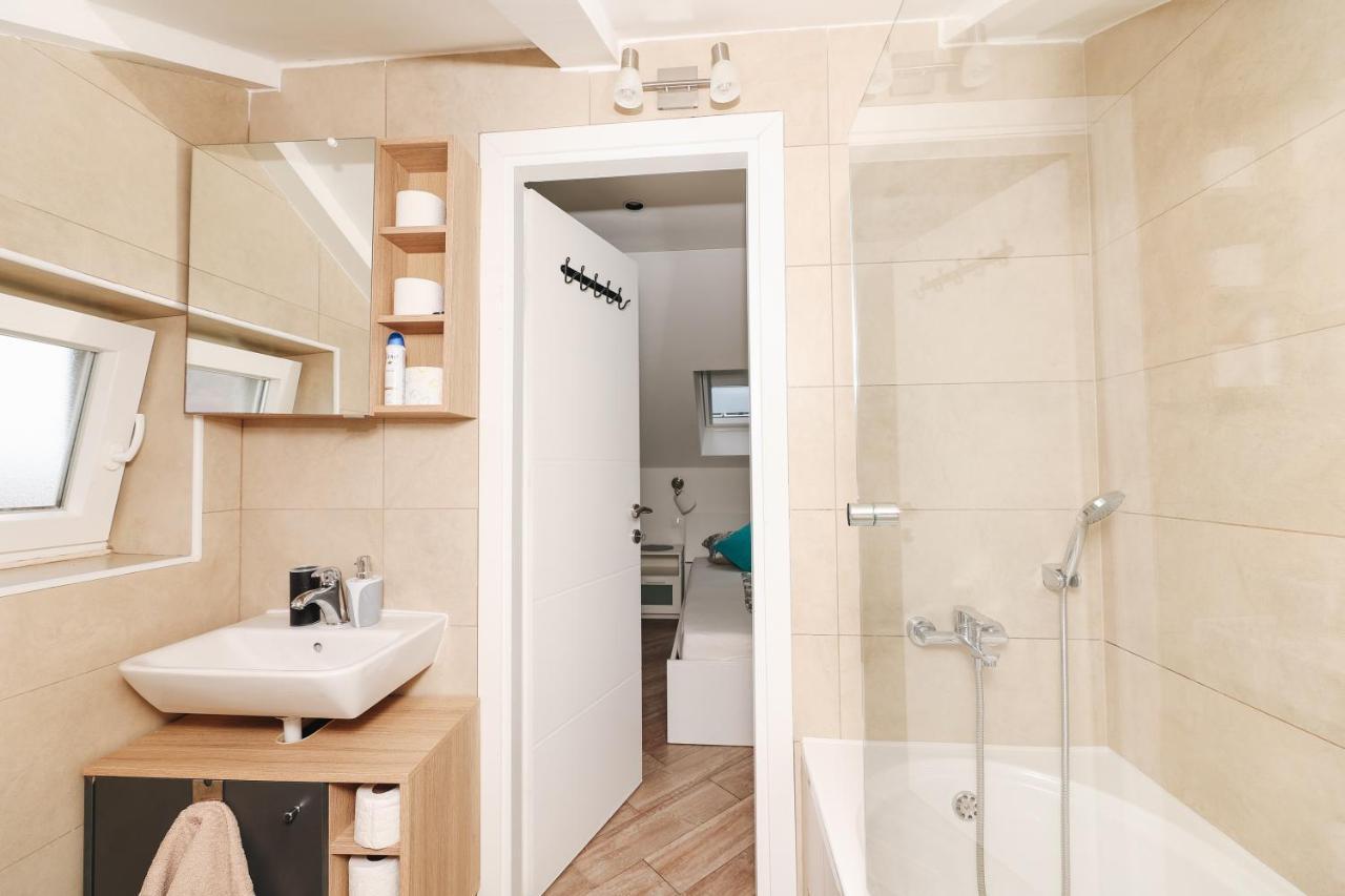 Apartment Marghareta 1