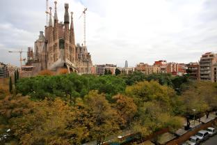 Plaza Sagrada Familia Apartment 1