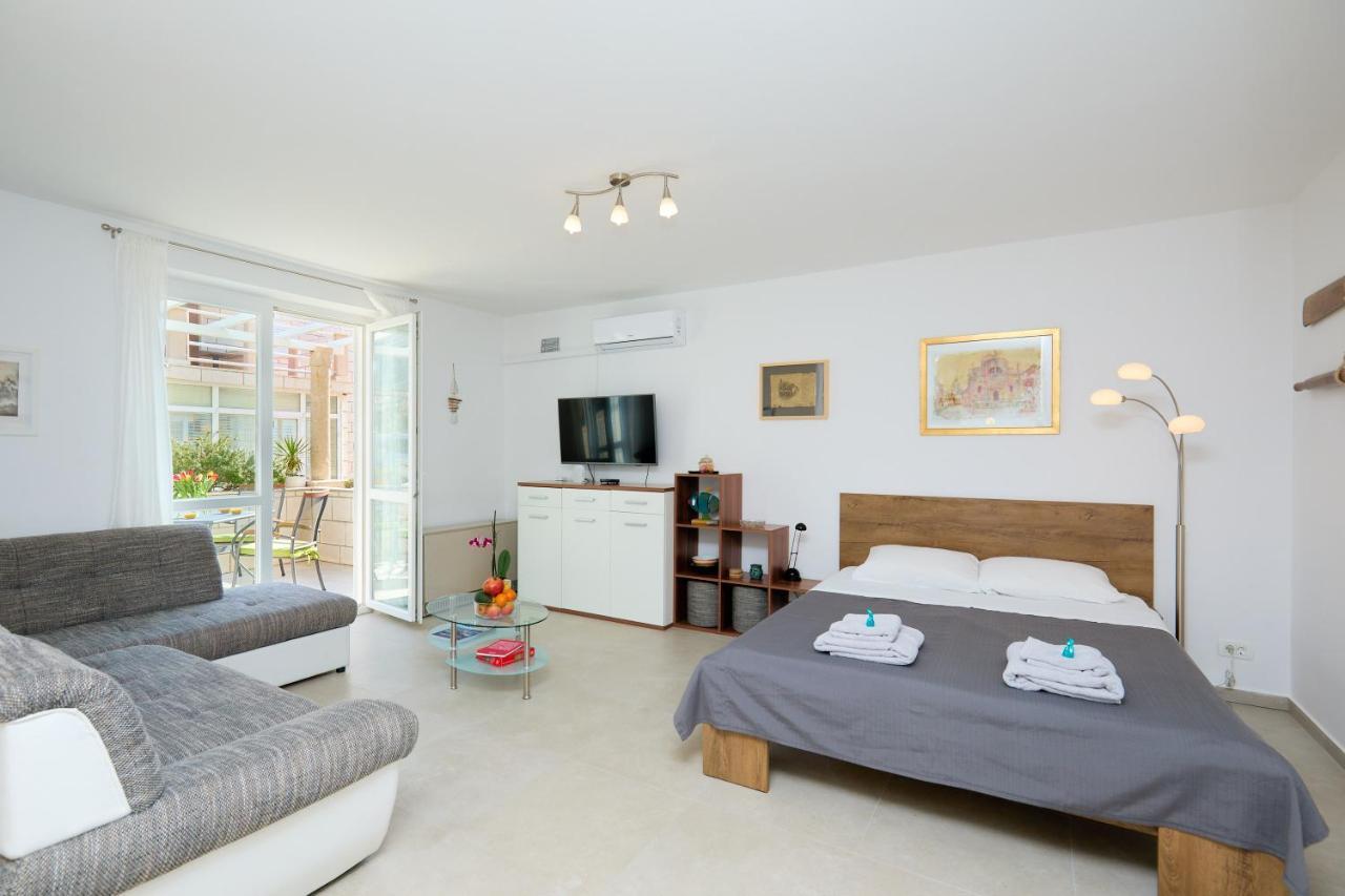 Apartment Rosemary 1