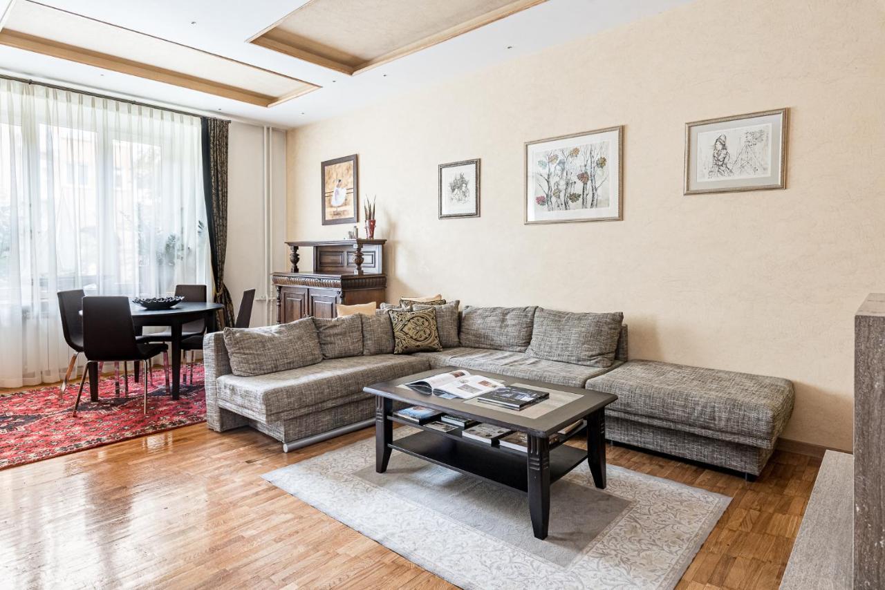 City Center Apartment, 8