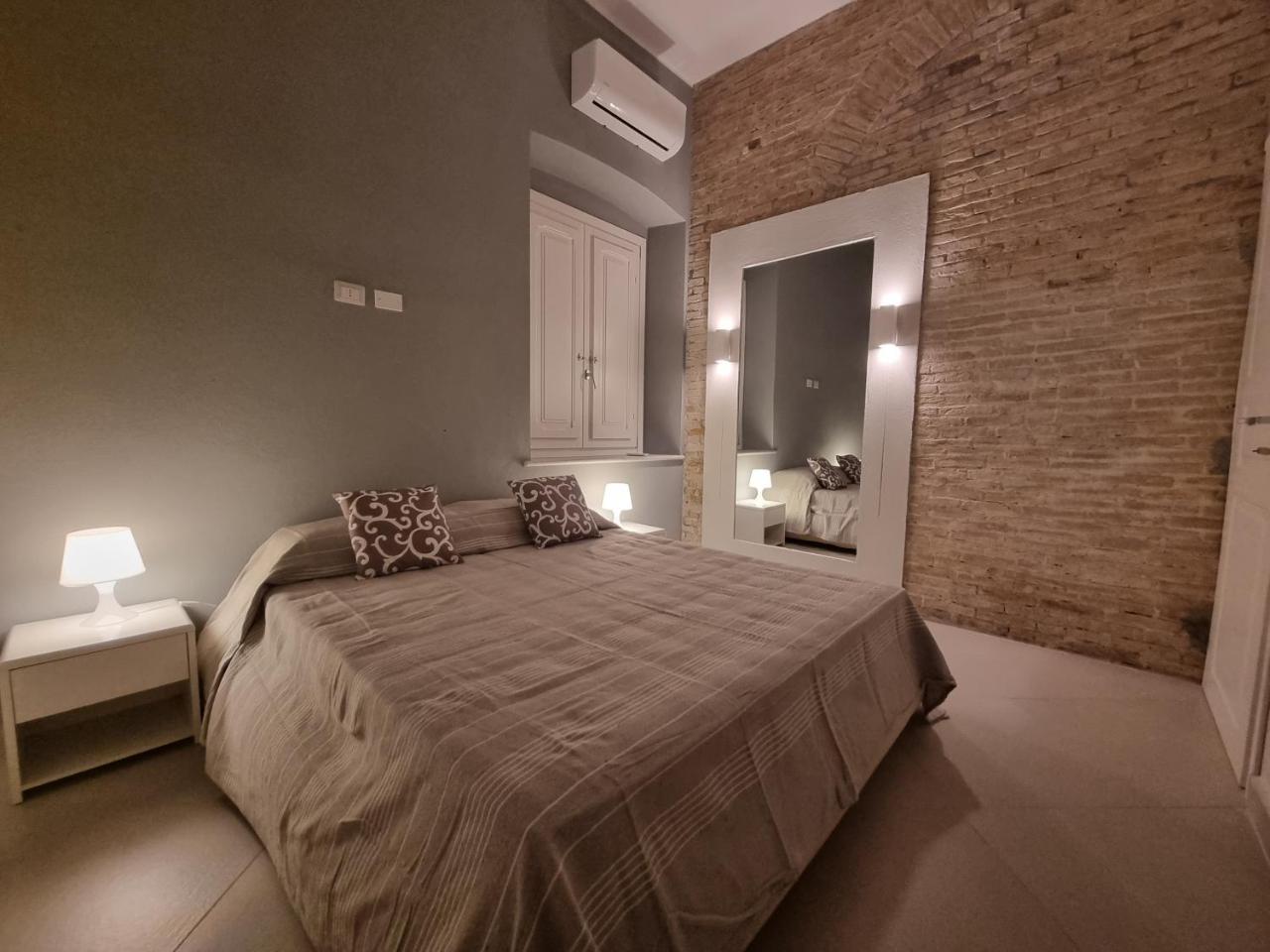 Luxury Apple Room Apartment Cagliari