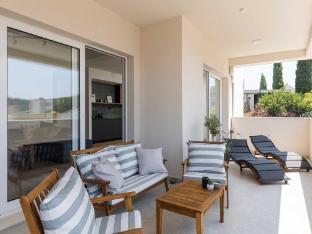 Apartments Amare - Three Bedroom Apartment with Balcony And Sea View 1