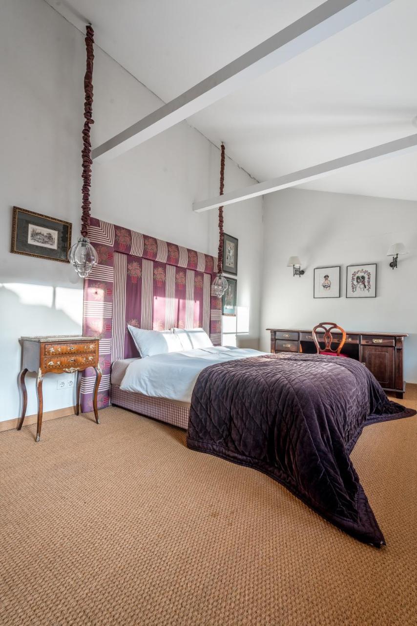 City Center, Free Parking, 4a 1