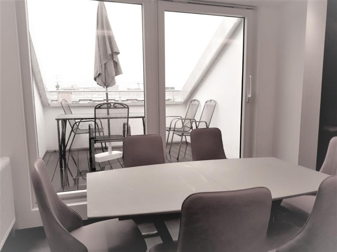 Royal Boardinghouse Gmbh - Munich 1