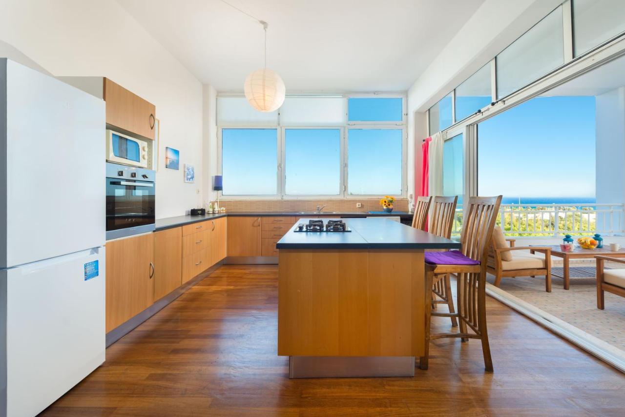 Drei Zimmer Wohnung Mit Meerblick 1