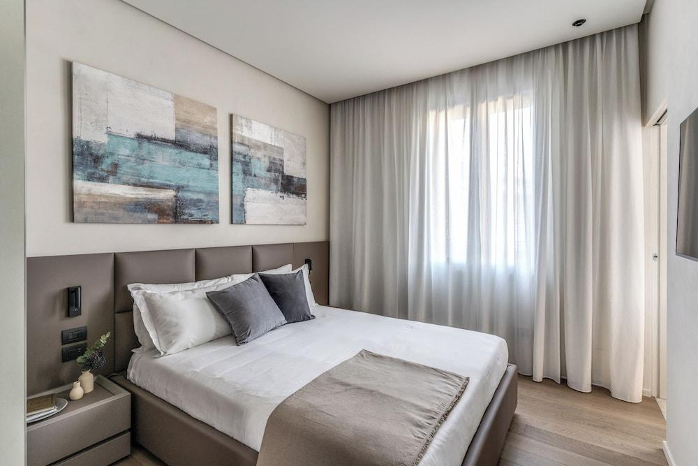 Italianway - Skyline 1