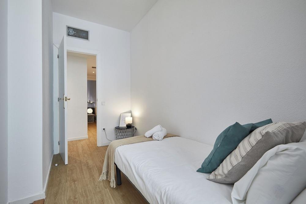Bbarcelona Clot Apartments