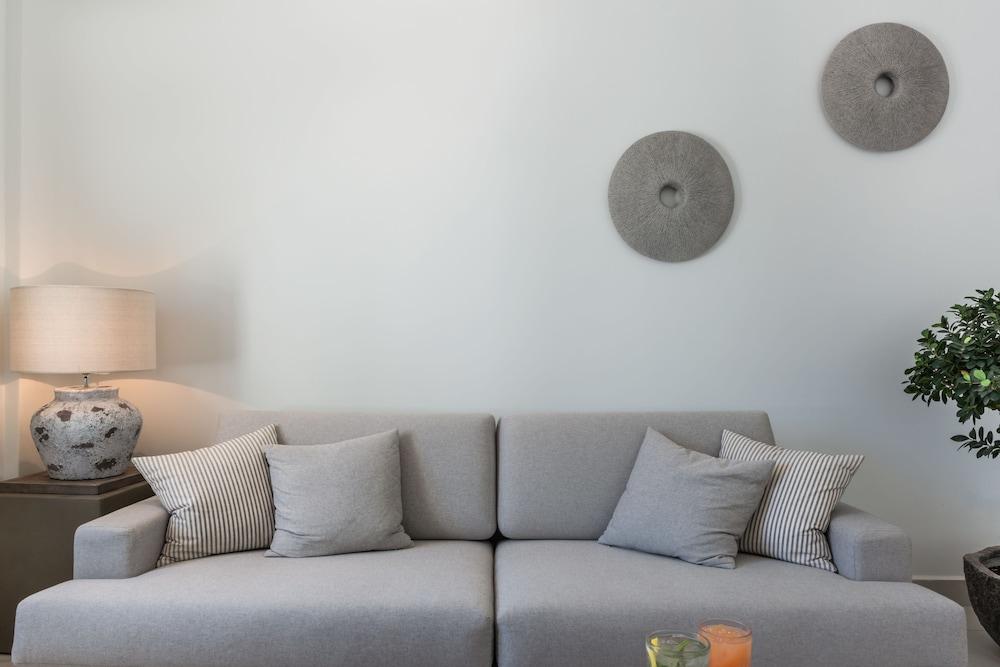 Strogili Hotel - Adults Only 2