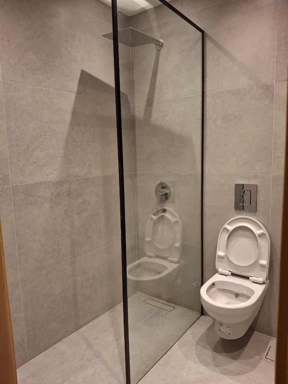 Egms-Cn-3 Luxury Studio 1