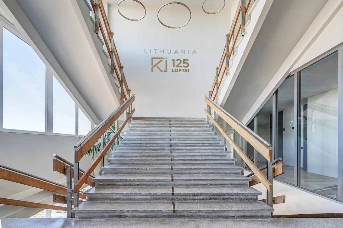 Modern Studio Near the City Center 2