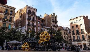 Three Bedroom Apartment at Gracia 1