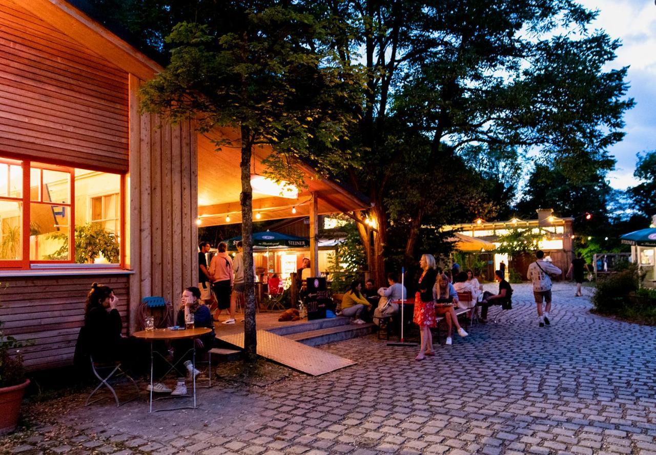 The Tent - Youth Only - Buchung Leider Nur Bis 30 Jahre Moglich! (Adults Only)