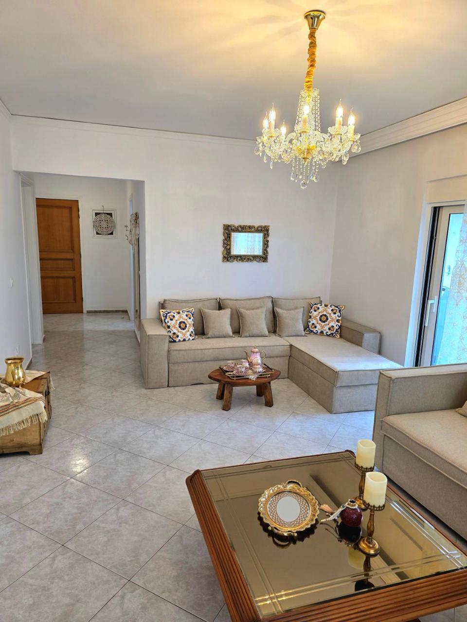 City Center Luxury Spacious Apt A&M II 2